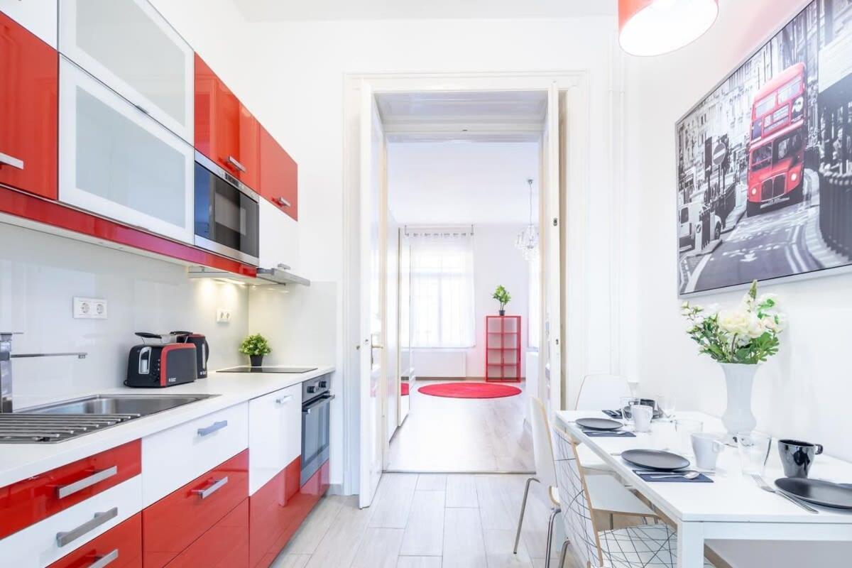 Super Central Convenient Apartment Budapešť Exteriér fotografie